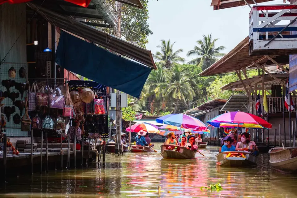 ตลาดน้ำดำเนินสะดวก