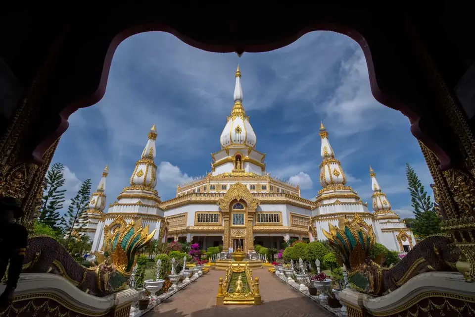 พระมหาเจดีย์ชัยมงคล