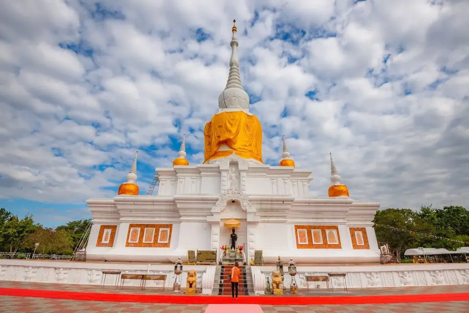 พระธาตุนาดูน