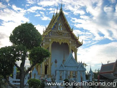 วัดบางไผ่