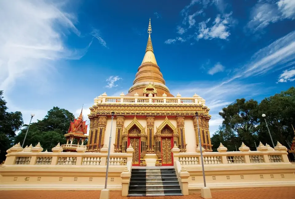 วัดอุดมคงคาคีรีเขต
